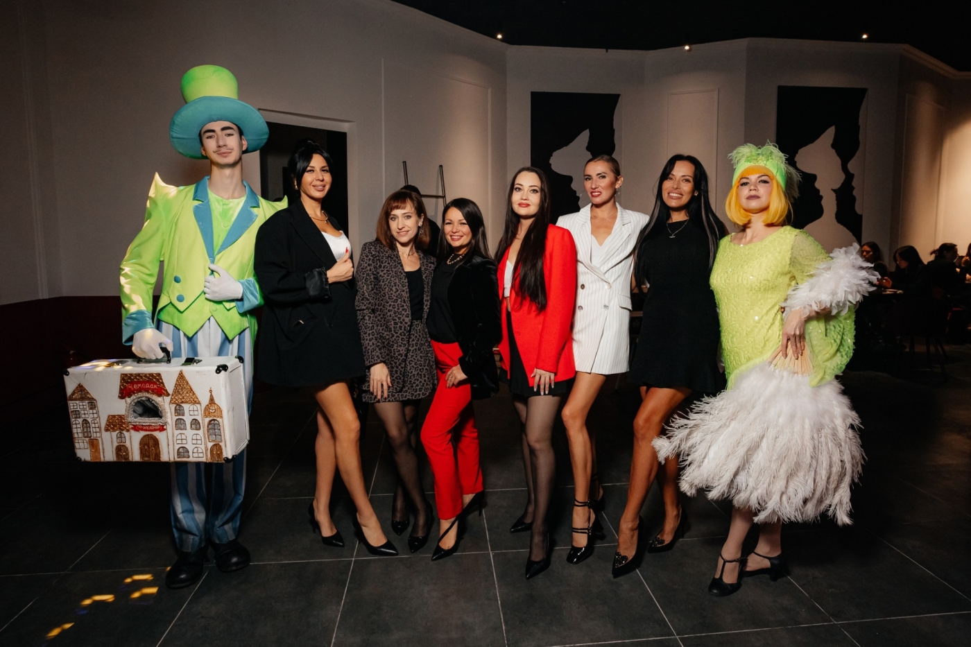 Челнинцы могут отметить новогодние корпоративы в стиле Cabaret Челнинцы могут отметить новогодние корпоративы в стиле Cabaret