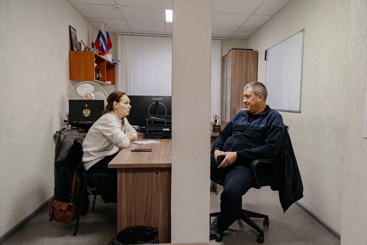 «Друг пытался отговорить перед отправкой, предлагал открыть бизнес. Но я готов отправиться не ради денег» «Друг пытался отговорить перед отправкой, предлагал открыть бизнес. Но я готов отправиться не ради денег»