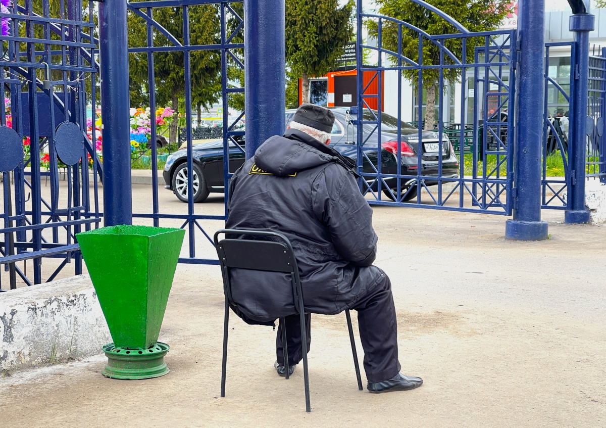 В Родительский день на кладбище Челнов не будут пускать машины 21.04.2023