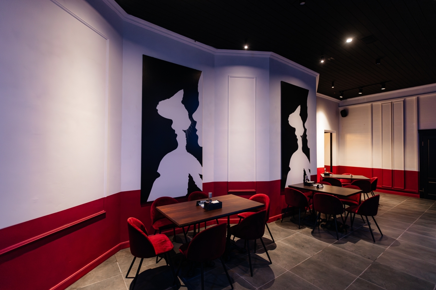 Атмосфера магии и чудес: в Челнах открылся новый рестоклуб Magic place Атмосфера магии и чудес: в Челнах открылся новый рестоклуб Magic place