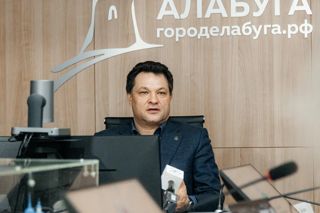 «Я прошу вас, проявите характер. Ну хоть одно какое-нибудь пожелание в адрес Госсовета! Тишь да гладь…»