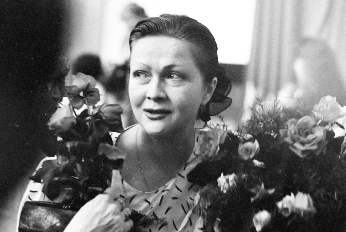 Как в Челнах встречали советских звезд - Пугачеву, Высоцкого и Окуджаву (фото) Как в Челнах встречали советских звезд - Пугачеву, Высоцкого и Окуджаву (фото)