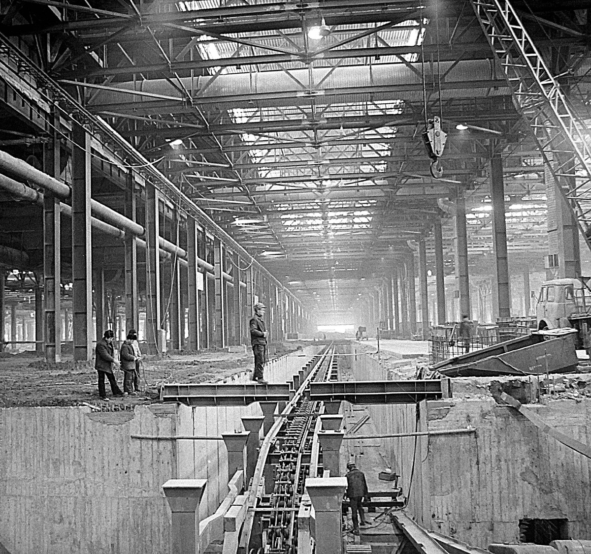 Как 50 лет назад в Челнах начали монтаж главного сборочного конвейера «КАМАЗа» Как 50 лет назад в Челнах начали монтаж главного сборочного конвейера «КАМАЗа»