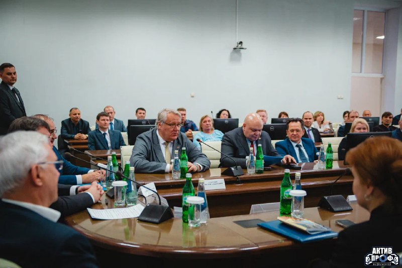 «Вуз должен быть достойного уровня»: Когогин о сотрудничестве «КАМАЗа» с КФУ