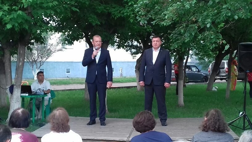 Марсель Мингалимов накануне выборов в Госсовет пошел по дворам к «соседям»