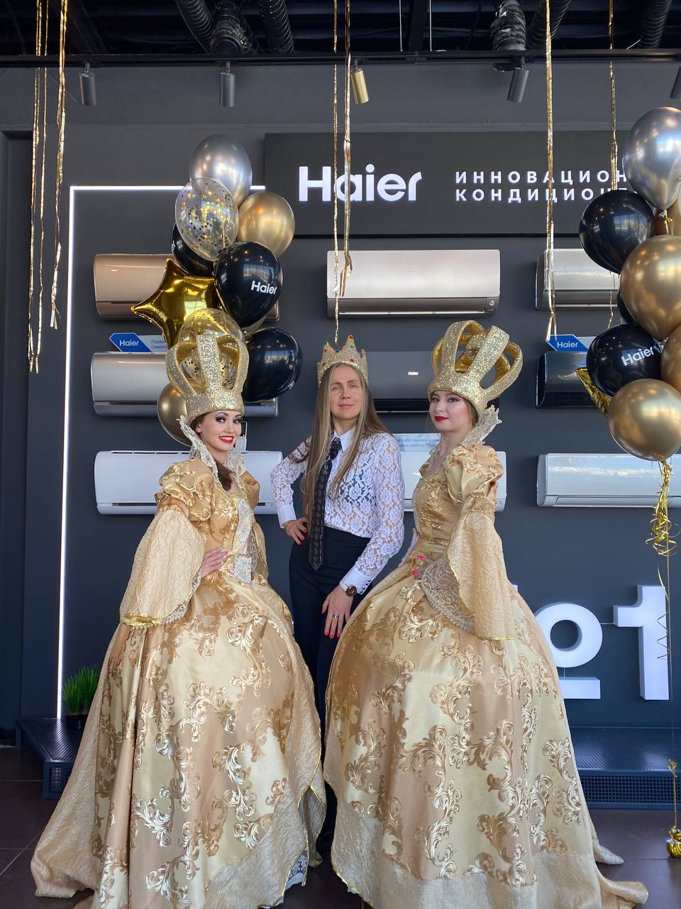 Офис, шоурум или коворкинг? В Альметьевске открылся Haier House! Офис, шоурум или коворкинг? В Альметьевске открылся Haier House!