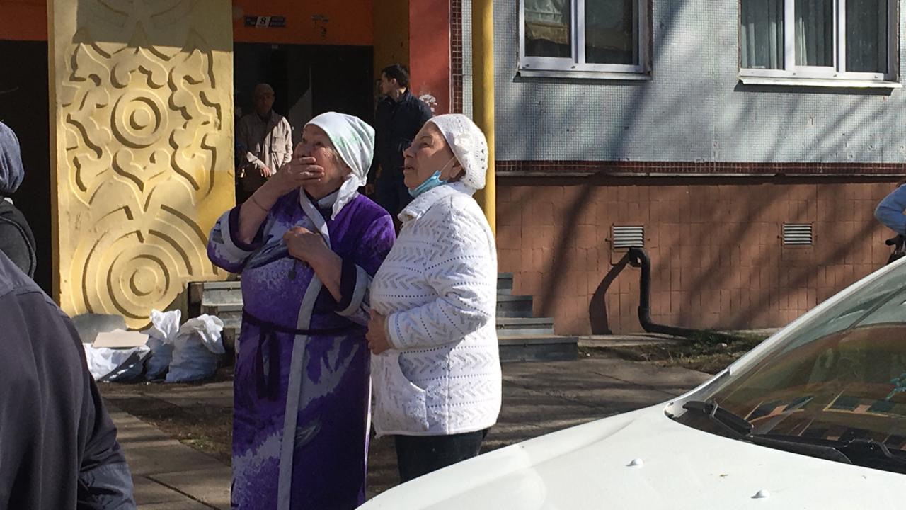 В Челнах страшный пожар в многоквартирном доме (фото, видео) 18.04.2021