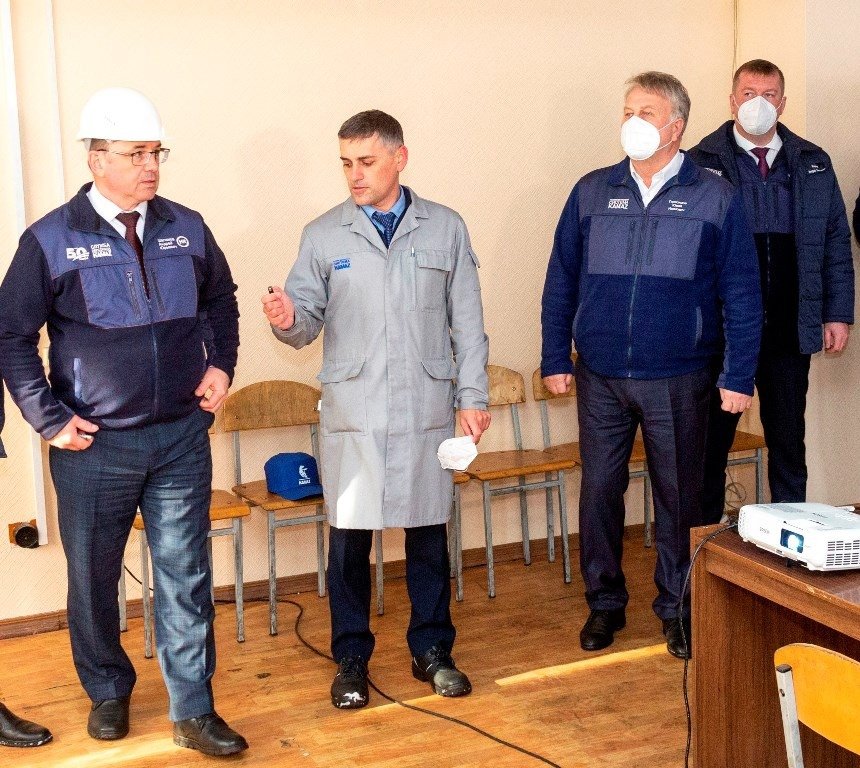 Дефицит кадров на кузнечном заводе «КАМАЗа» тормозит темпы производства