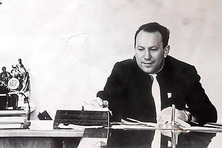 Фото: какими были руководители Челнов от 60-х годов до современности 