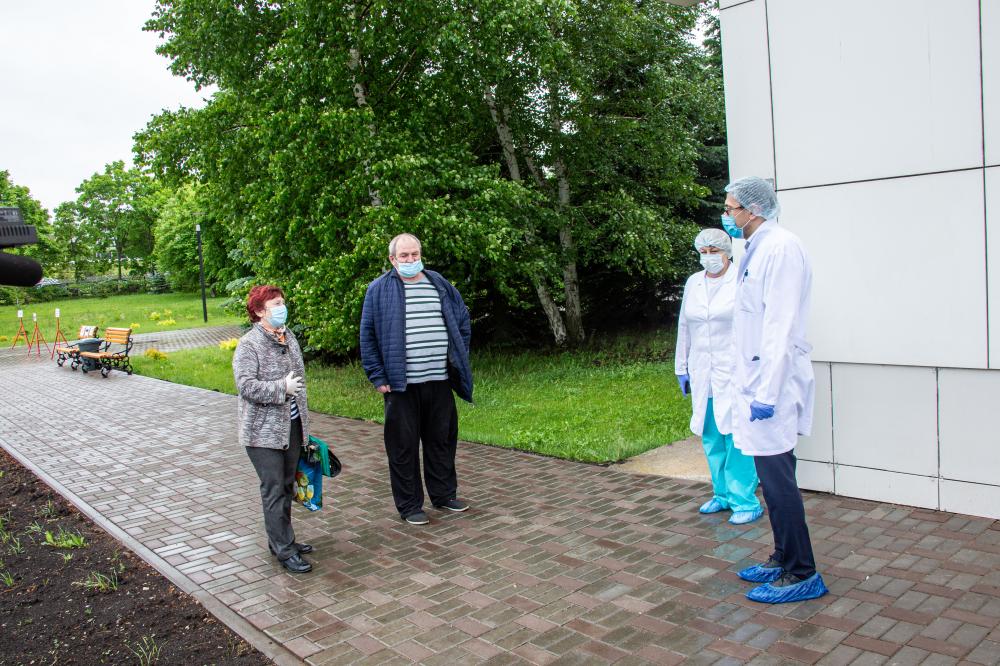 «КАМАЗ» показал первых вылечившихся от коронавируса сотрудников (фото)