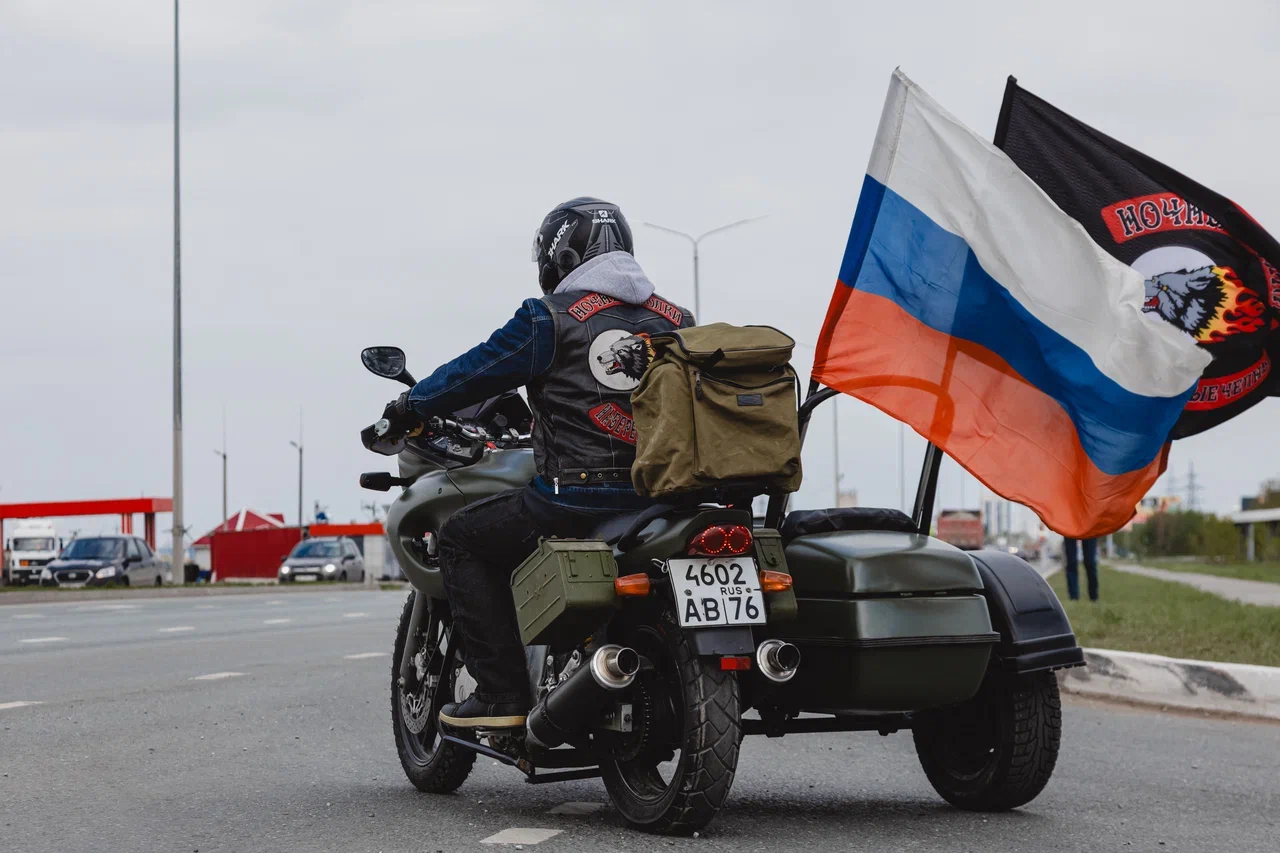 Фото: «Ночные волки» открыли мотосезон 
