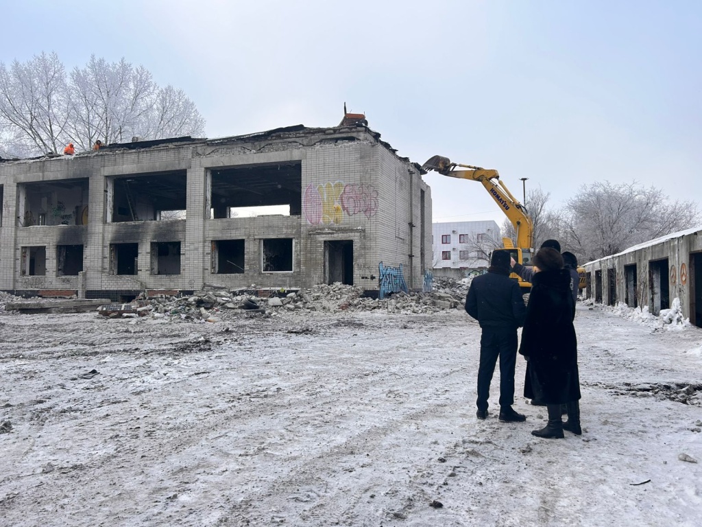В Челнах снесли еще одну заброшку – землю могут отдать под спортивный объект