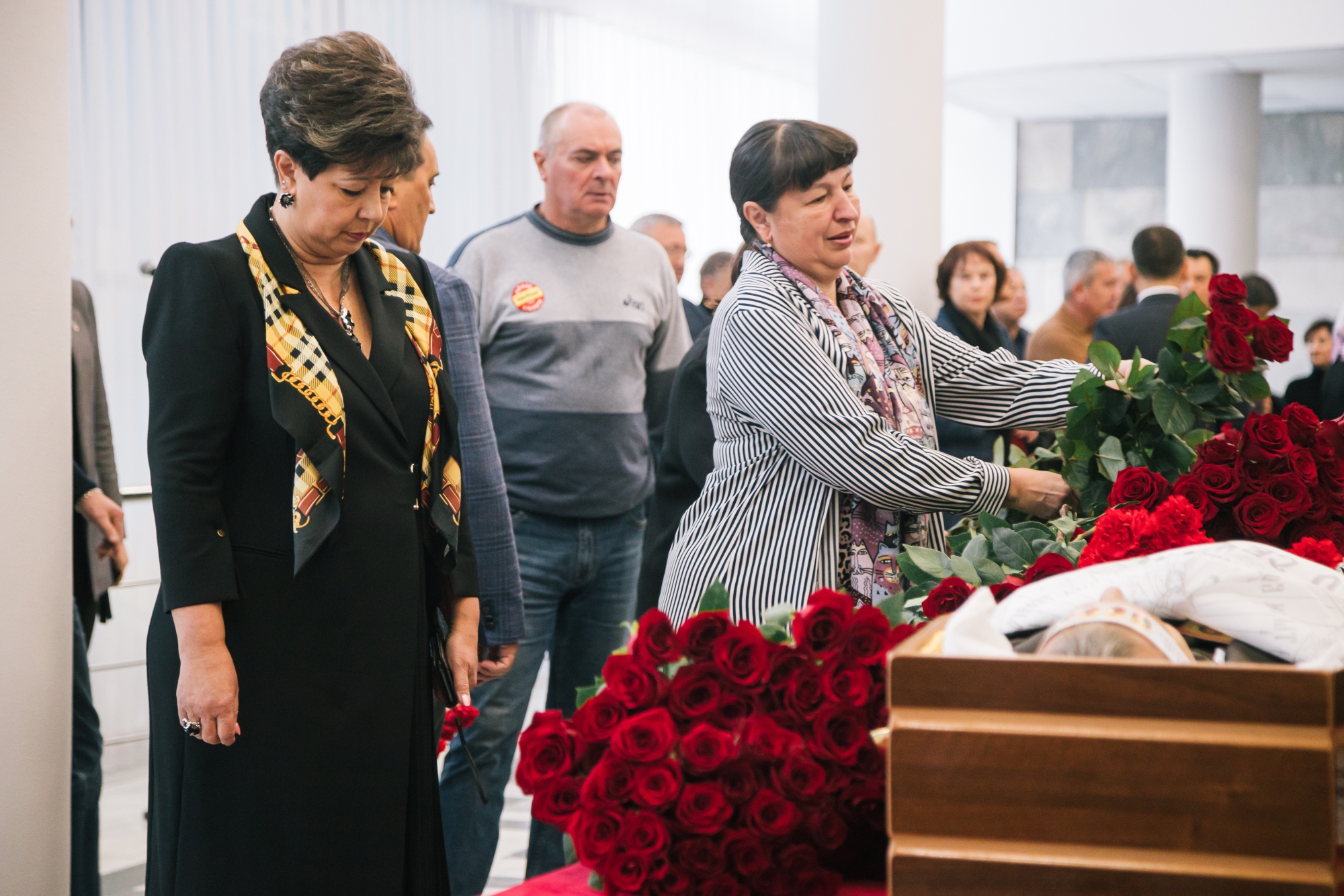 «Никакой предвзятости не было, что он глава. Он всегда оставался Валеркой Макаровым»