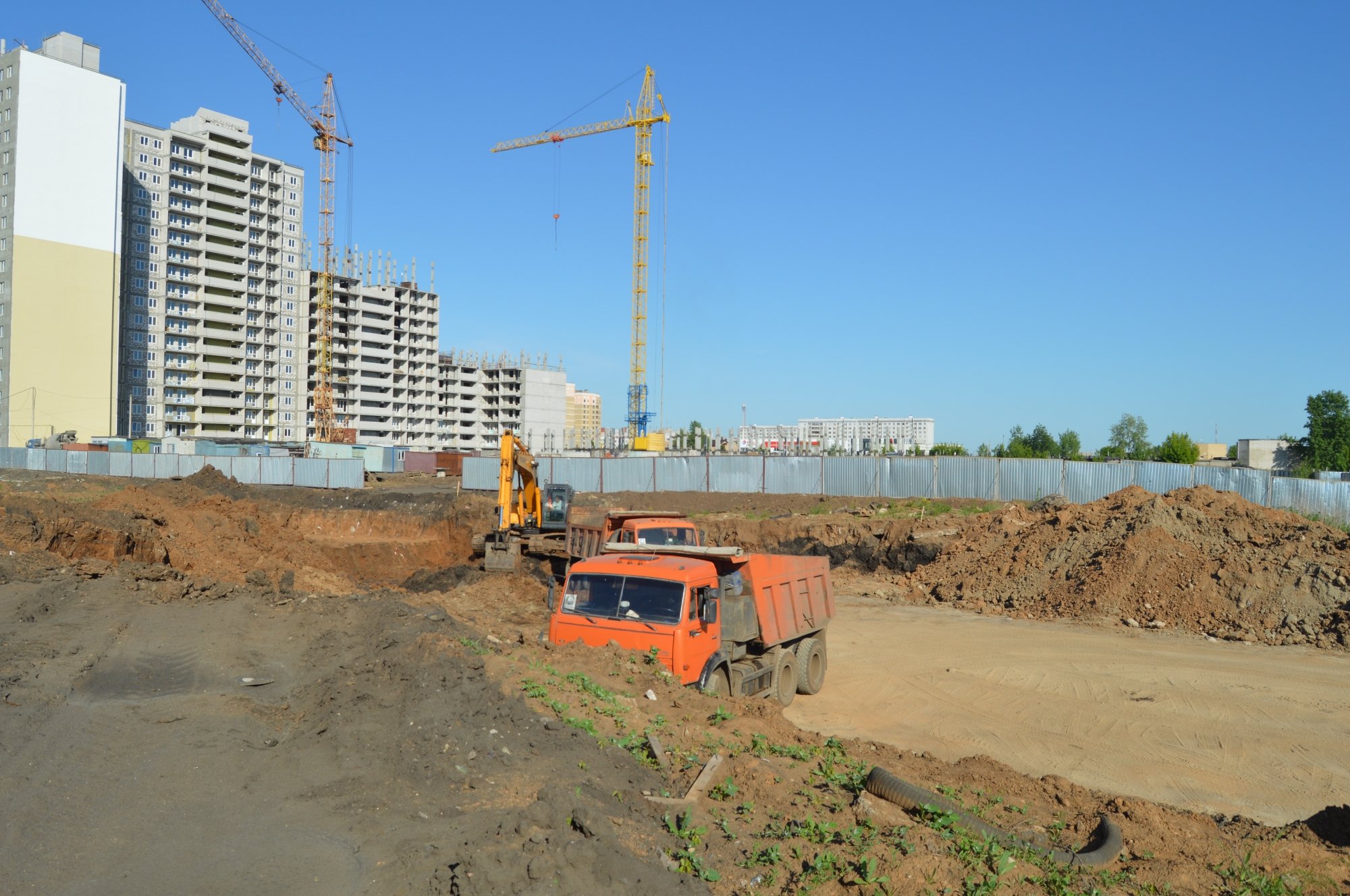 Началось строительство продолжения улицы Раскольникова (фото)