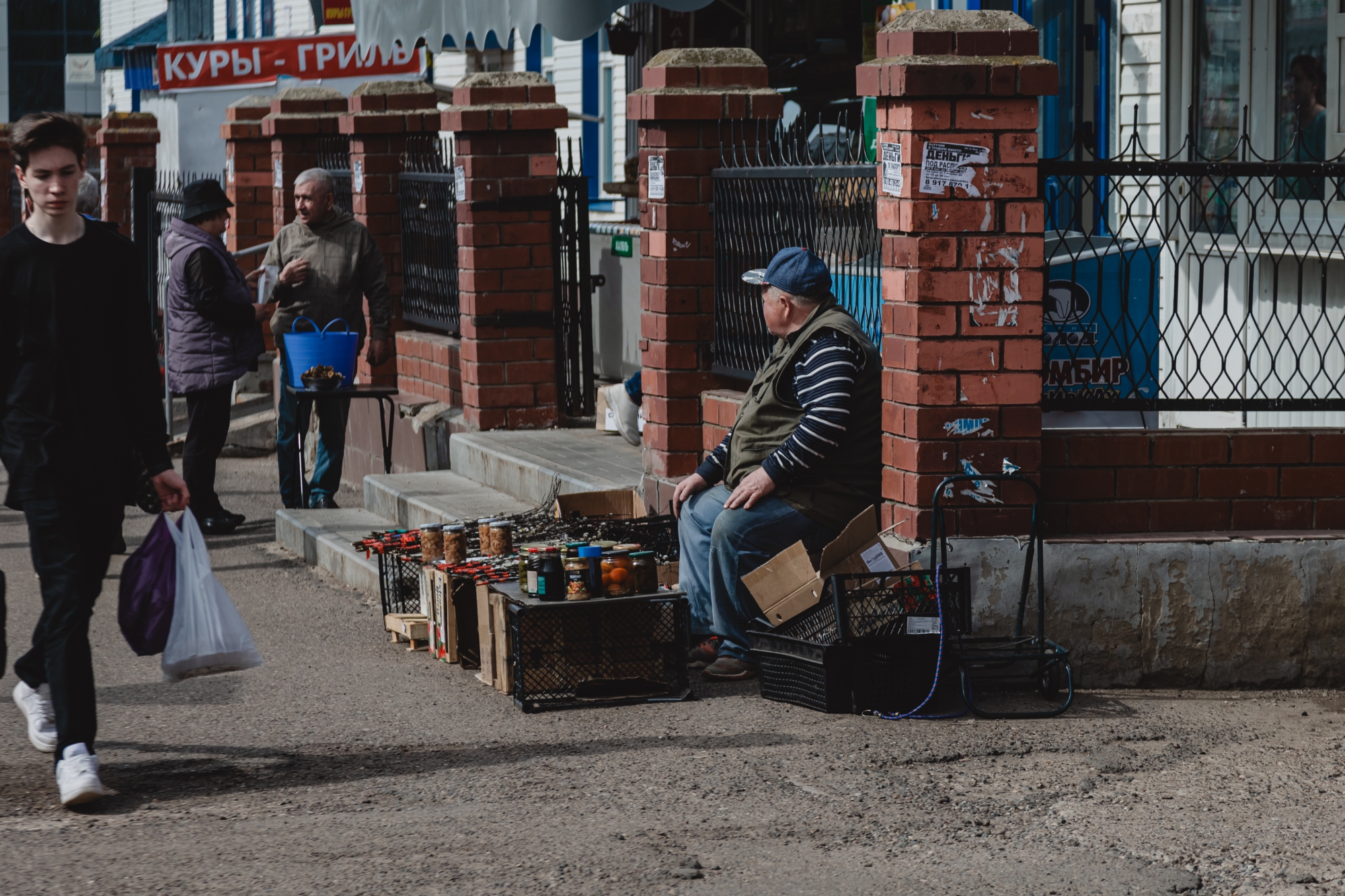 Фото: как выглядит один из первых крытых рынков в Челнах – ТЦ «На Пушкинской» 