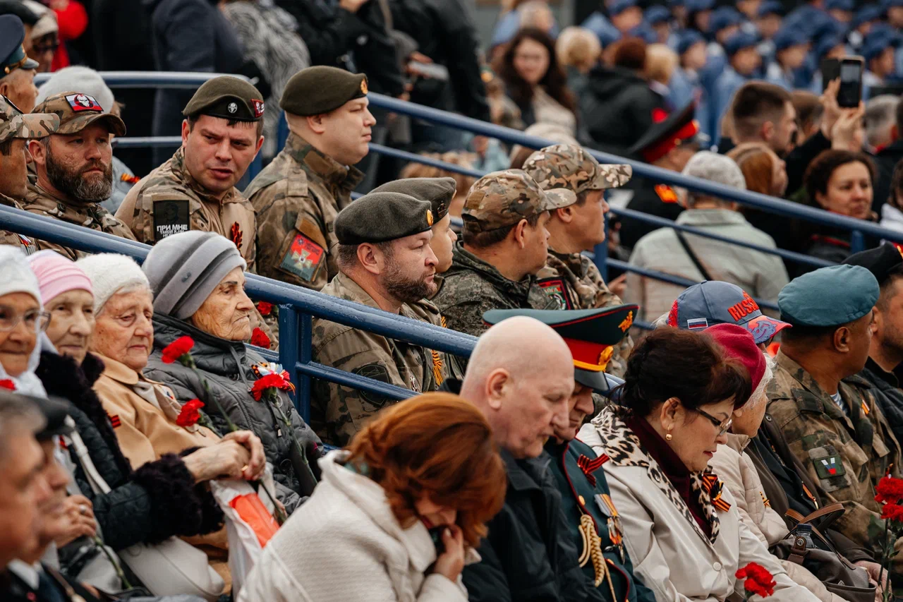Фото: на парад Победы в Челнах собрались участники боевых действий разных лет 