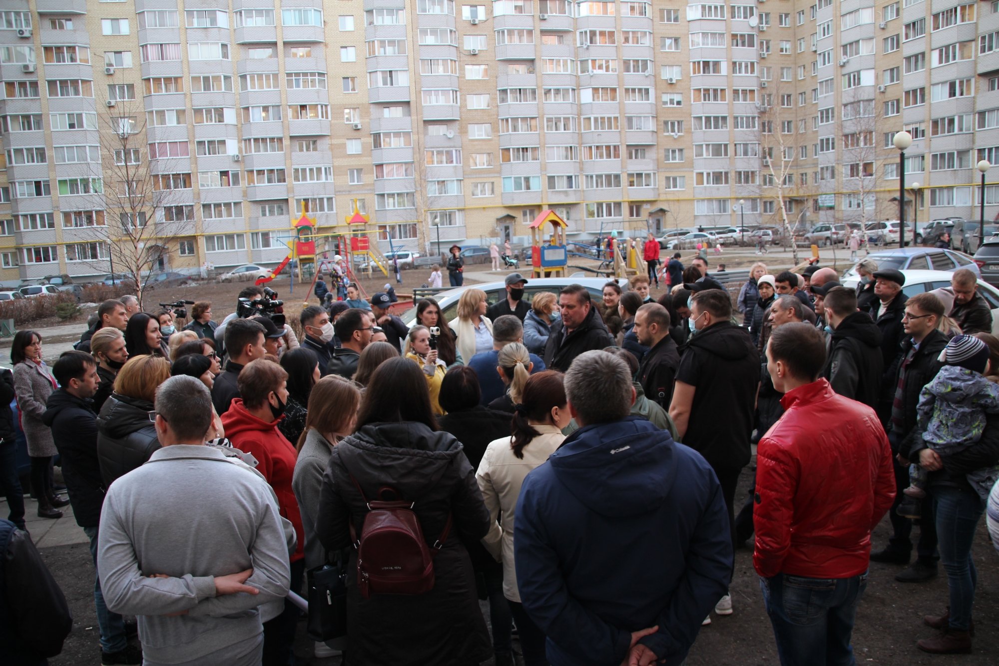 Жители 65-го просят следком и прокуратуру Татарстана вмешаться в конфликт с УК