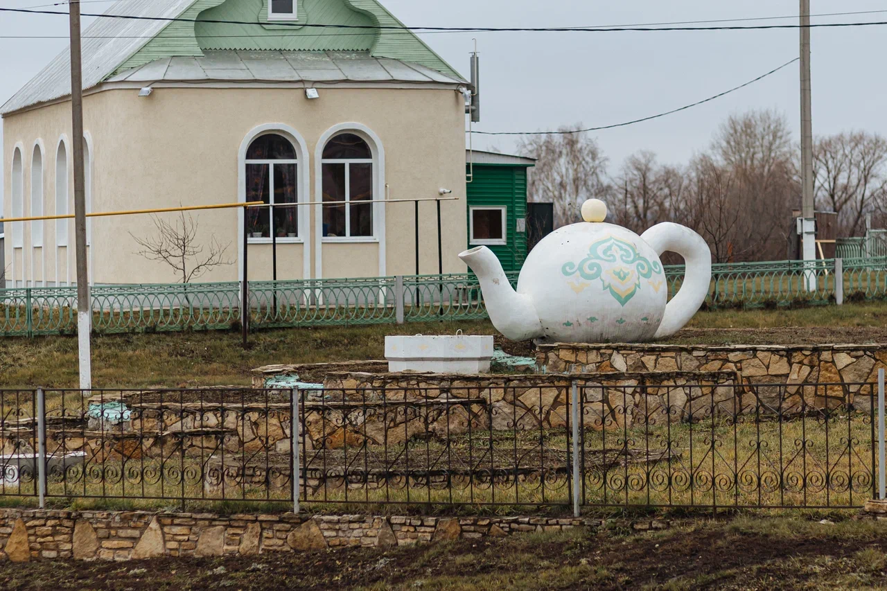 «В первый год, когда мы дарили палки для скандинавской ходьбы, некоторые спрашивали: «А лыжи-то когда дадут?»