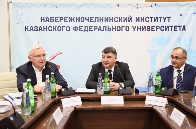 «Вуз должен быть достойного уровня»: Когогин о сотрудничестве «КАМАЗа» с КФУ