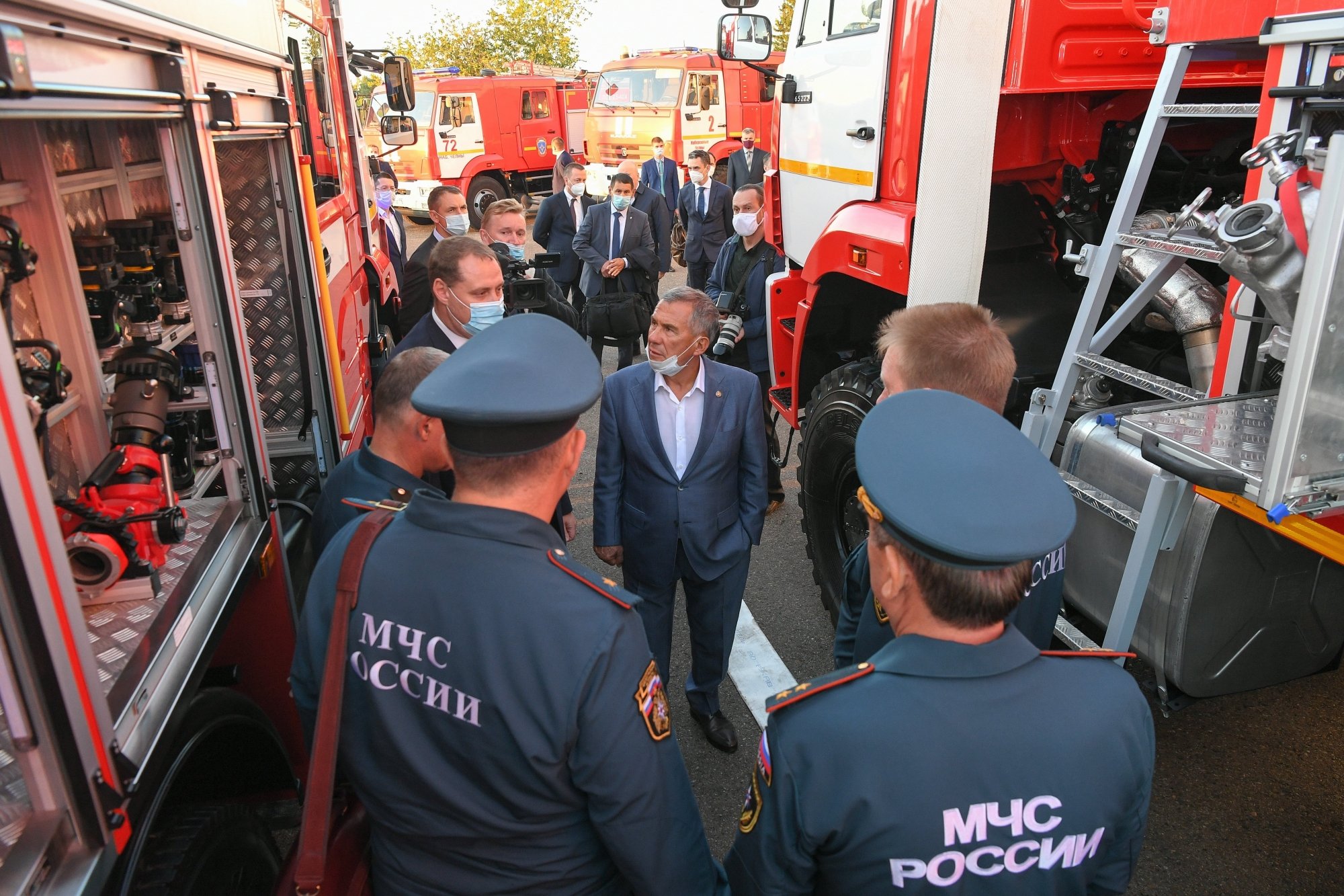 «КАМАЗ» посетил глава МЧС России вместе с президентом Татарстана