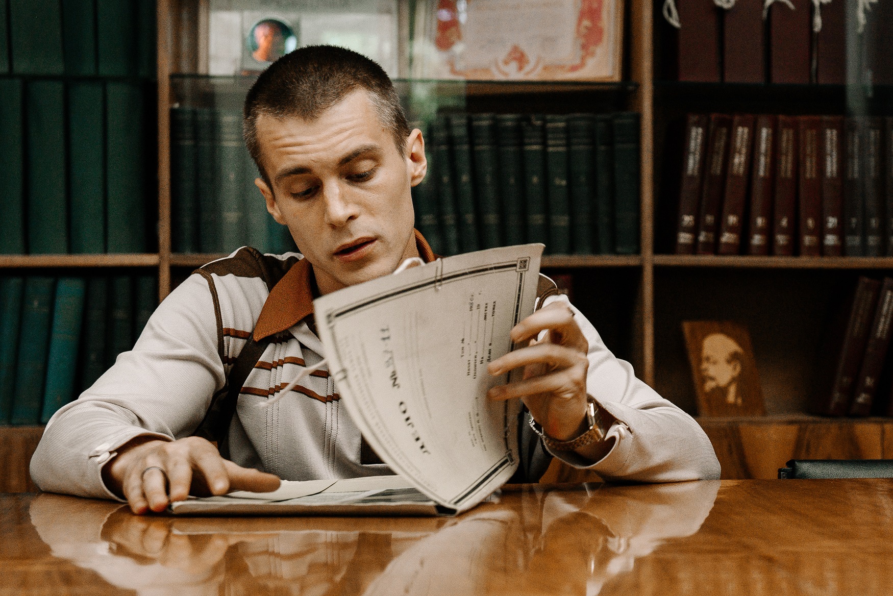 Wink и more.tv представили тизер сериала «‎Фишер»‎ с Янковским и Бортич 