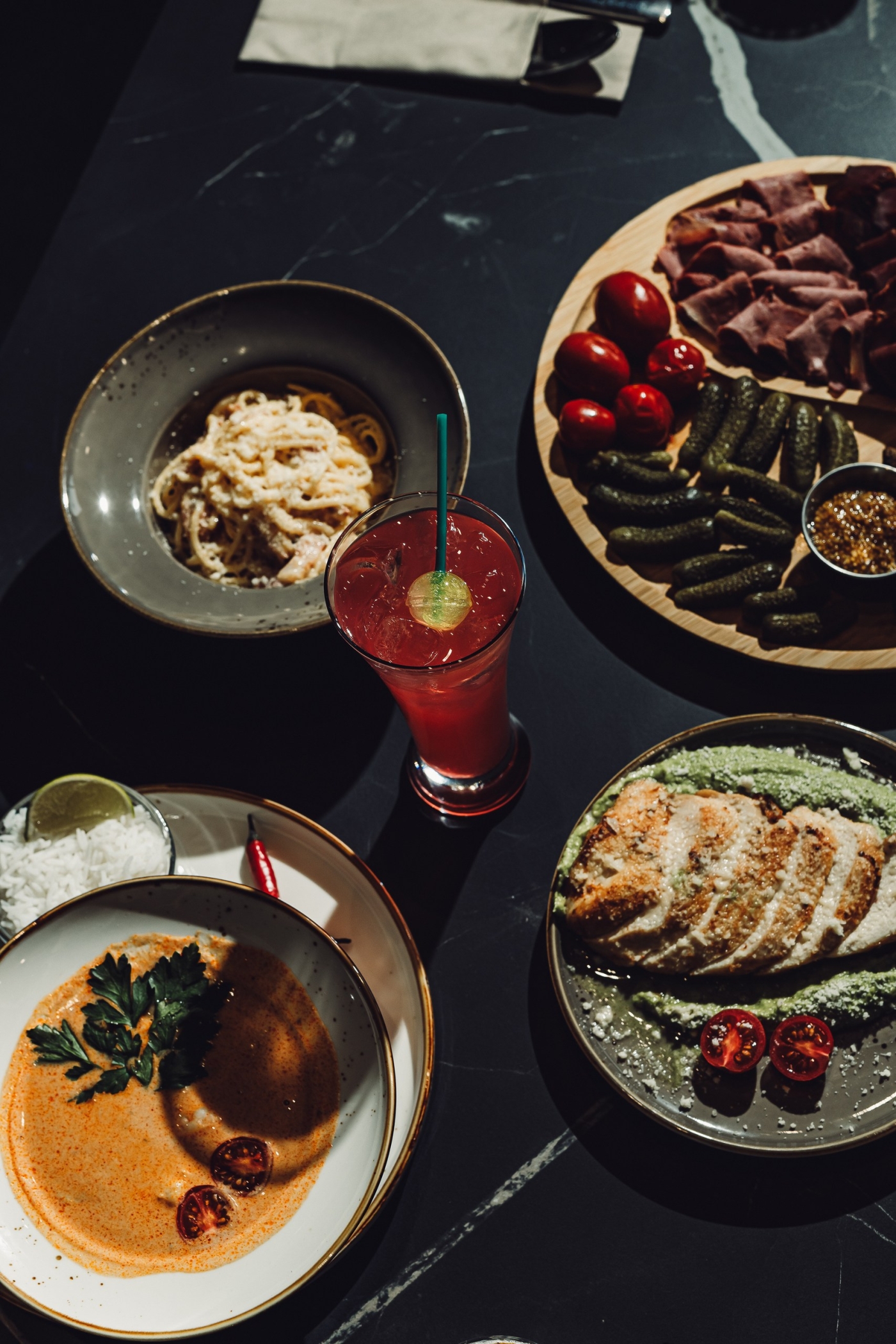 Атмосфера магии и чудес: в Челнах открылся новый рестоклуб Magic place Атмосфера магии и чудес: в Челнах открылся новый рестоклуб Magic place