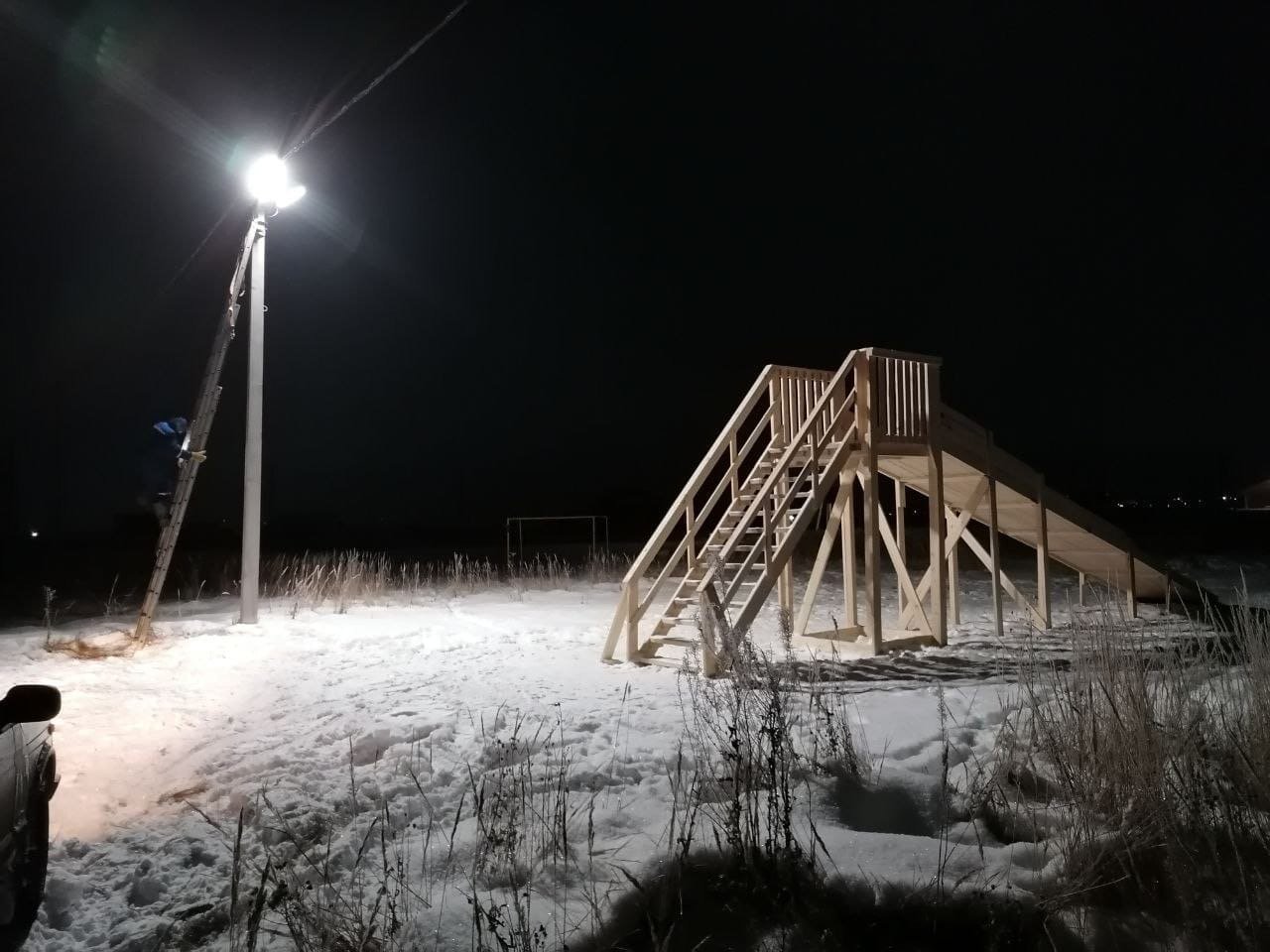 Многодетные попросили у Камаева к Новому году «хотя бы елочку»
