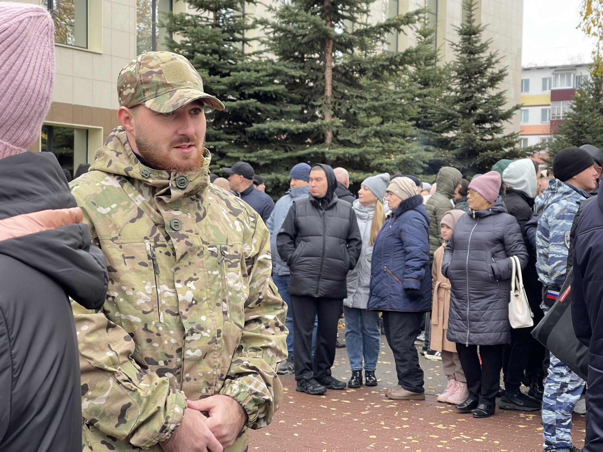 Еще два автобуса с мобилизованными выехали из Челнов (фото)