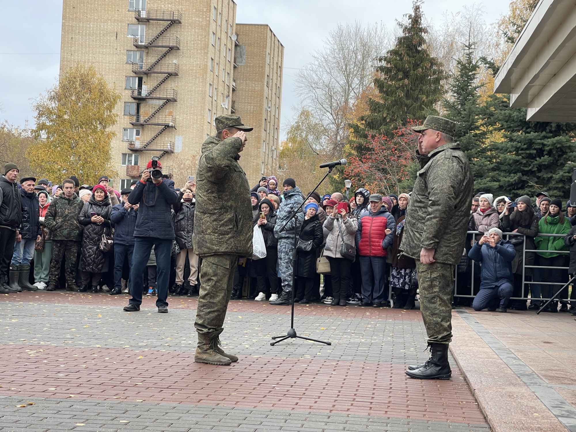 Еще два автобуса с мобилизованными выехали из Челнов (фото)