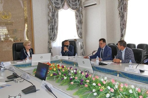 КФУ в Челнах совместно с казахстанским вузом будут выдавать «двойные дипломы»