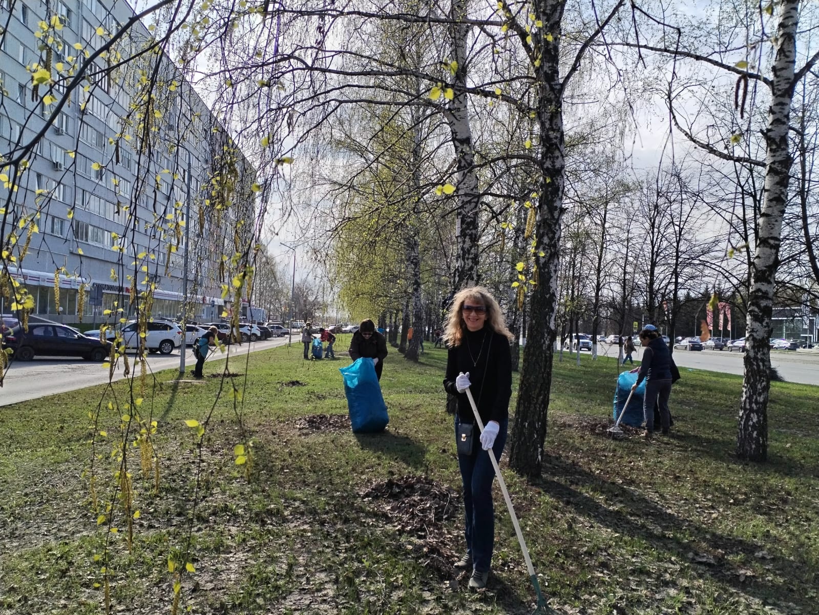 40 тысяч человек вышли на общегородской субботник в Челнах (фото)