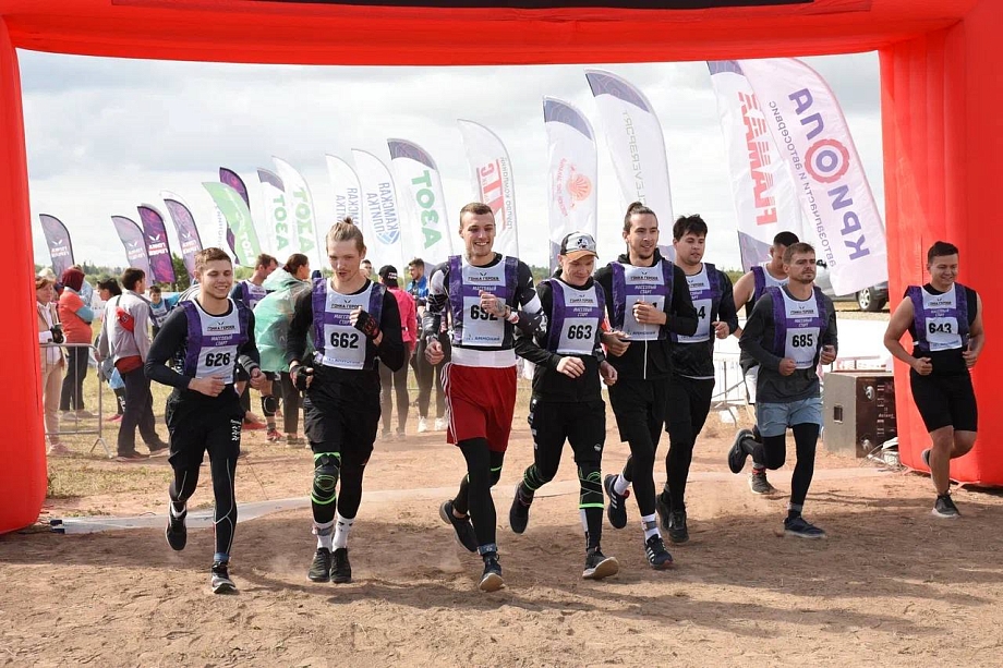 Переплетение эпох, рок-концерт и кемпинг: Гонка Героев в Менделеевске в новом формате