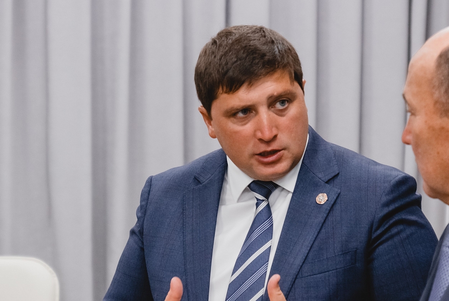 «Нәрсәгә кирәк так лететь? Видно же – пешеходный переход. Нәрсә эшлиләр?!»