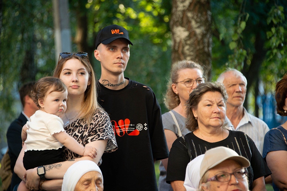 «В час ночи едем по Бишкеку. Я говорю: «Нижнекамцев сюда привезти - света нет, тротуара нет, дорог тоже»