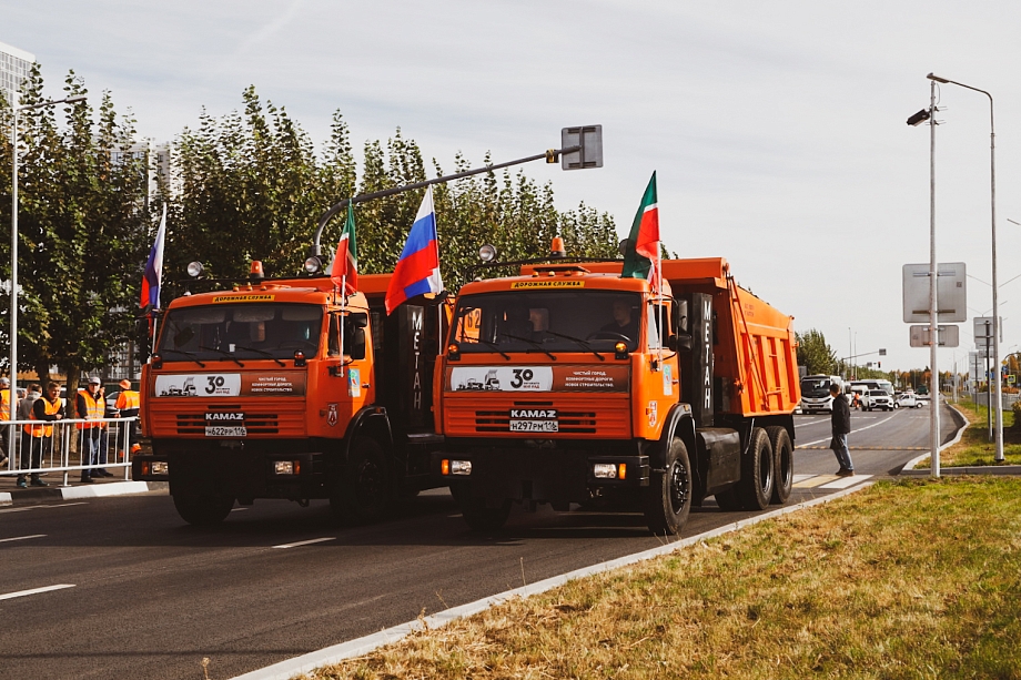 Фото: в Челнах после капремонта открыли проспект Яшьлек