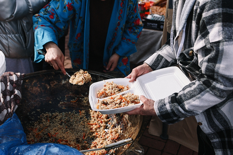 «У нас веры разные, но суть одна. Мы точно так же сейчас постимся и точно так же будем радоваться» «У нас веры разные, но суть одна. Мы точно так же сейчас постимся и точно так же будем радоваться»