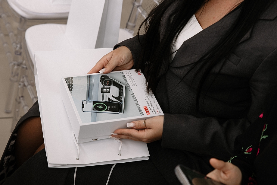 Дарина и «Диалог Авто»: каждый четвертый из вас будет ездить на гибриде Дарина и «Диалог Авто»: каждый четвертый из вас будет ездить на гибриде