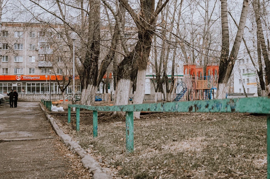 «Таких денег, направляемых на благоустройство дворов, наш город не видел никогда. В ближайшие 20-30 лет такого финансового ресурса уже не будет» «Таких денег, направляемых на благоустройство дворов, наш город не видел никогда. В ближайшие 20-30 лет такого финансового ресурса уже не будет»