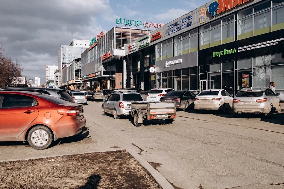 «Это – очередной чёрный ливень для предпринимателей. И так нынче нелегко: сильная налоговая нагрузка, рост страховых взносов, НДФЛ…»