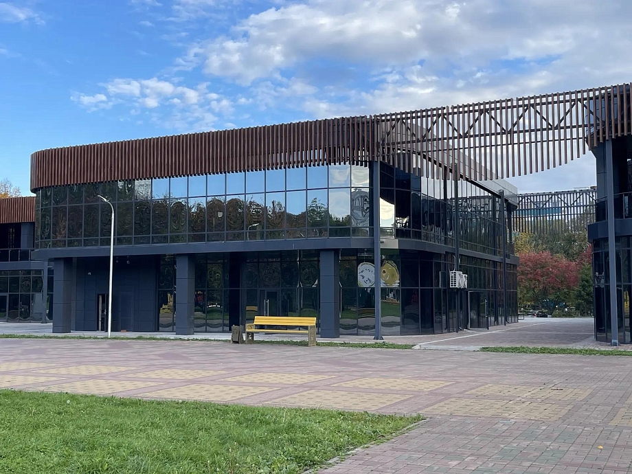 Открытие центра питания в парке перенесли, первым заработает турагентство