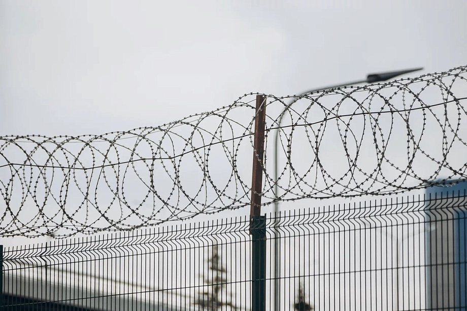 «Если не сделаешь, то я у тебя все заберу»: как рецидивист довел до суицида своего «молодого»