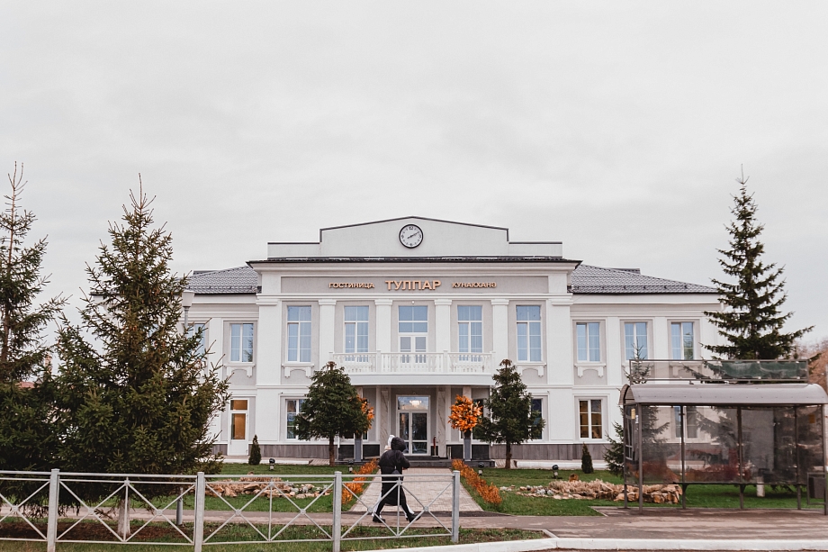 Гостиницу Сулейманова в Менделеевске выставили на продажу за 160 миллионов 