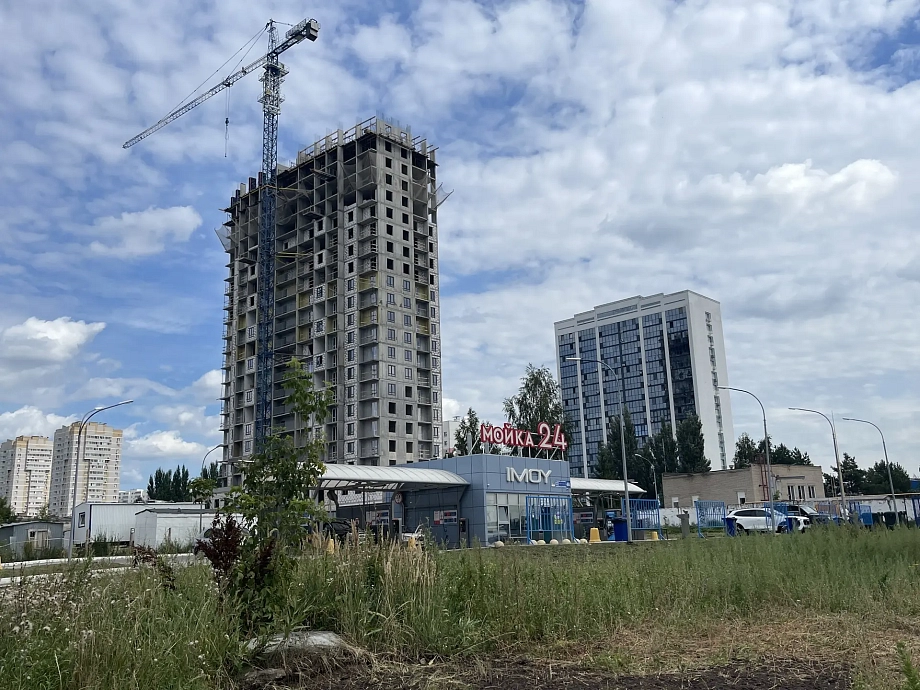 Фото: как строится высотка экс-директора ПАД Фарида Киямова в Челнах