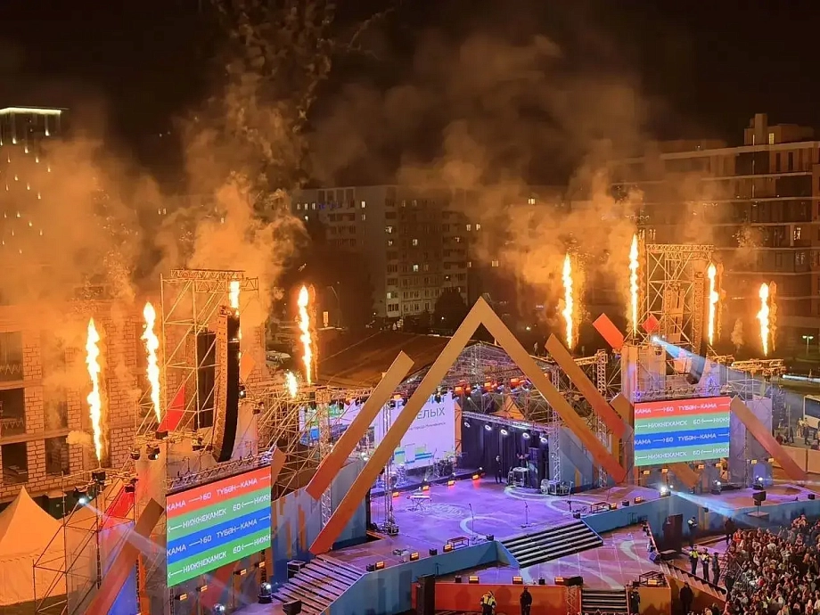 Песошин открыл в Нижнекамске памятник участникам СВО 