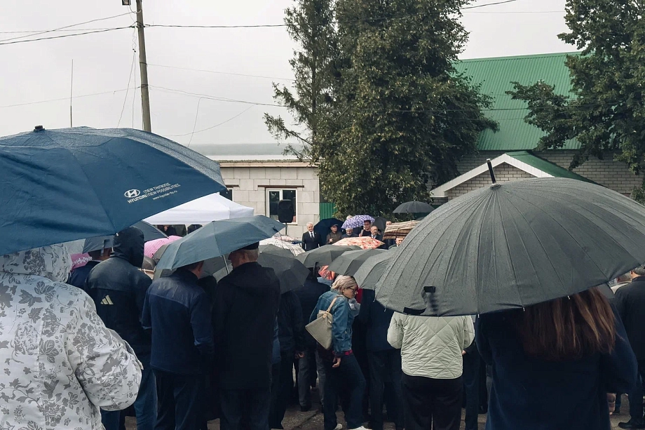 В Челнах простились с Флерой Андреевой (фото)