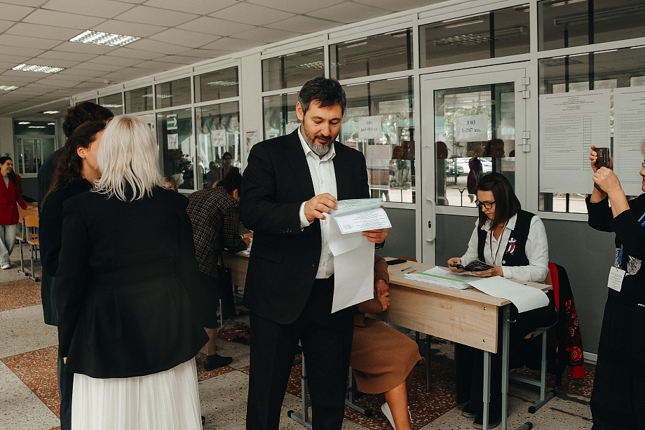 Коробченко: «У меня голосование – встреча выпускников. Я иду в свою молодость»
