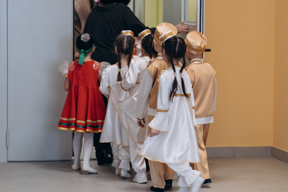 «Надо зажигать народ! Утром вереница машин едет в Челны. Здесь надо делать рабочие места, ребята!»