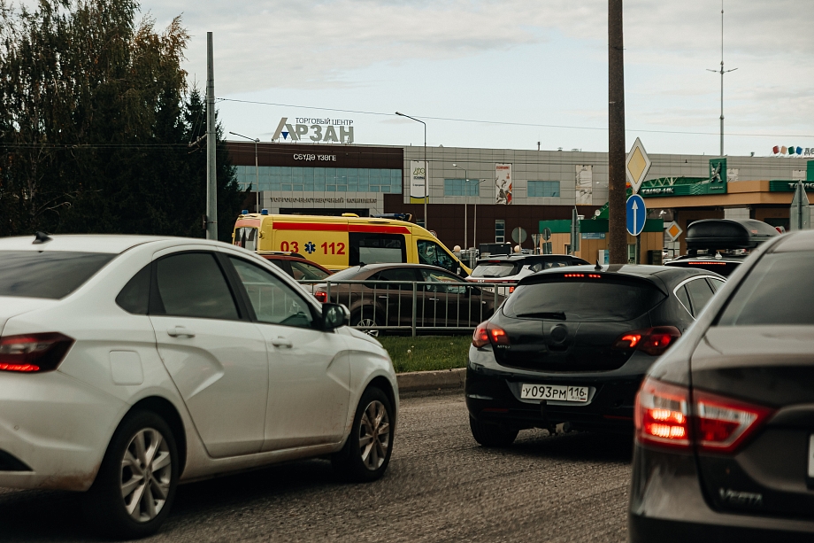Фото: как Челны стоят в пробках на фоне масштабного ремонта дорог