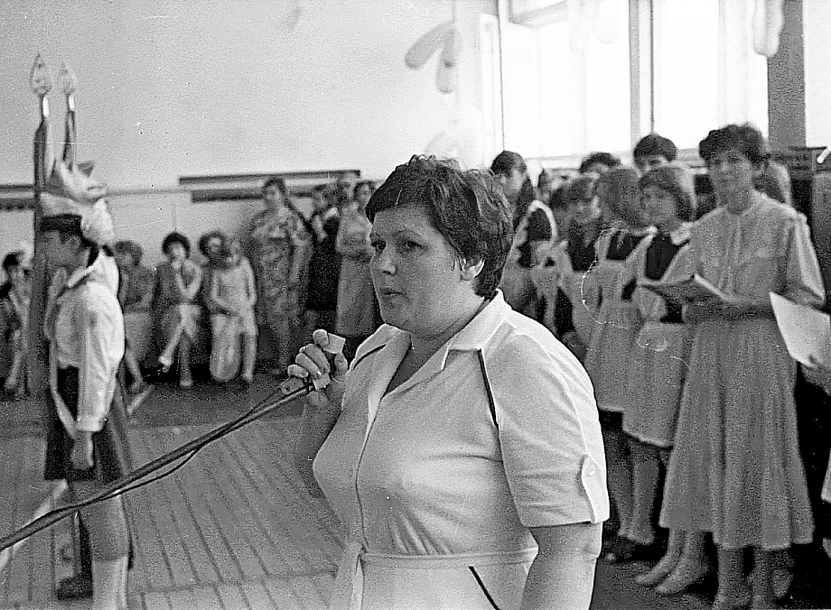 Фото: последний звонок в Челнах в 80-х – как старшеклассники прощались со школой 