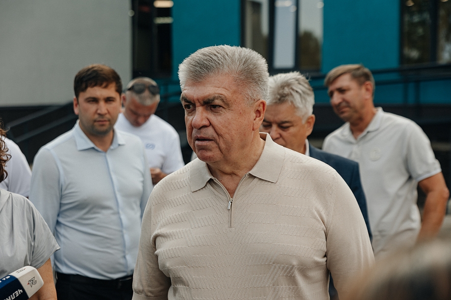 «Пусть они эту бюрократию решают, но нам дайте работать. Нам дайте доступ к помещениям!»